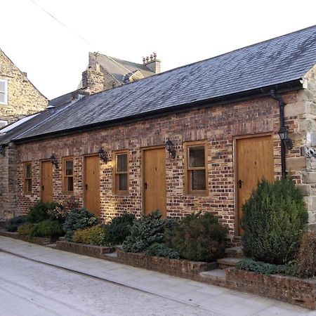 Centre Of Britain Hotel Haltwhistle Exterior photo